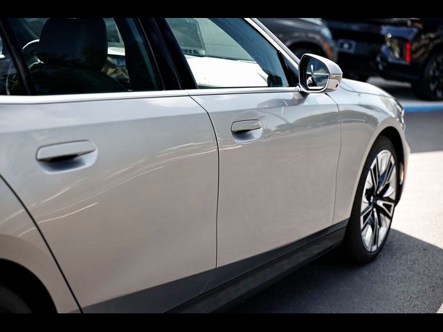 2026 BMW 5 Series 530i