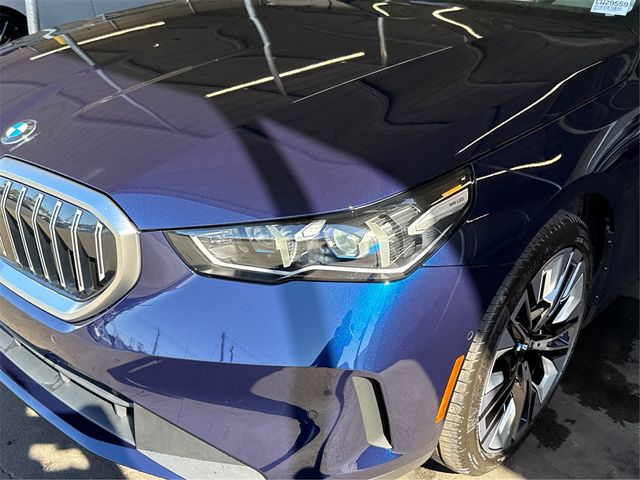 2026 BMW 5 Series 530i