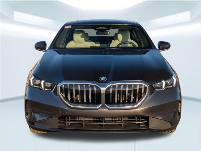 2026 BMW 5 Series 530i