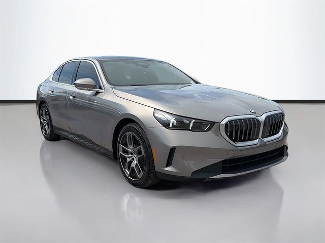 2026 BMW 5 Series 530i