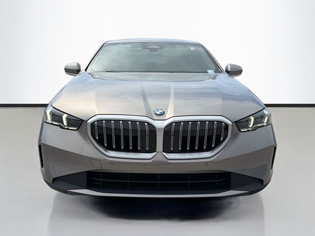 2026 BMW 5 Series 530i