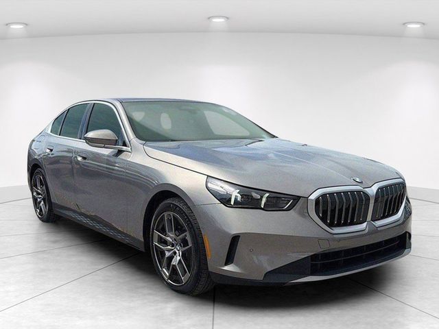 2026 BMW 5 Series 530i