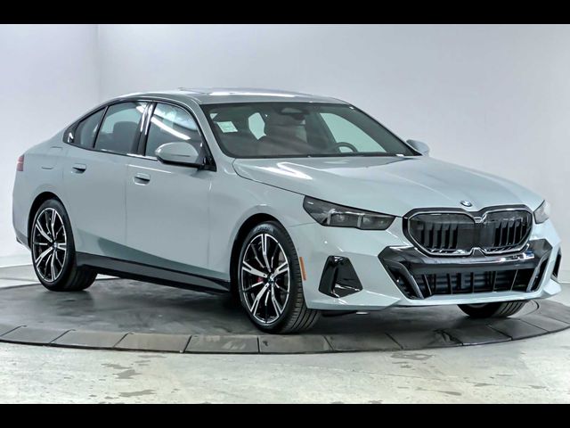 2026 BMW 5 Series 530i