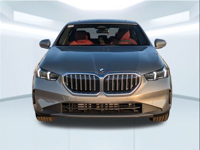 2026 BMW 5 Series 530i