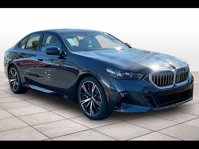 2026 BMW 5 Series 530i