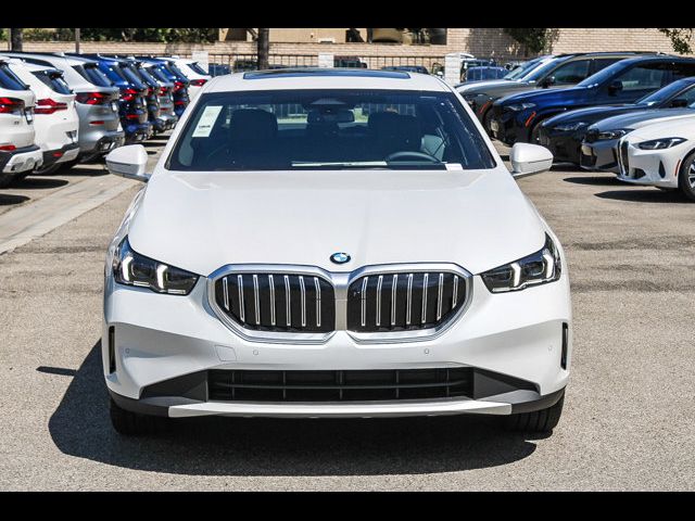 2026 BMW 5 Series 530i
