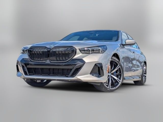 2026 BMW 5 Series 530i