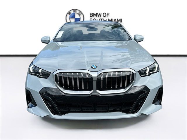 2026 BMW 5 Series 530i