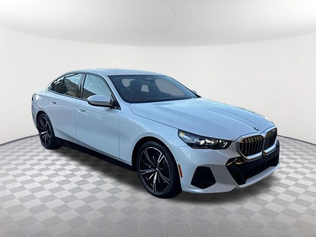 2026 BMW 5 Series 530i