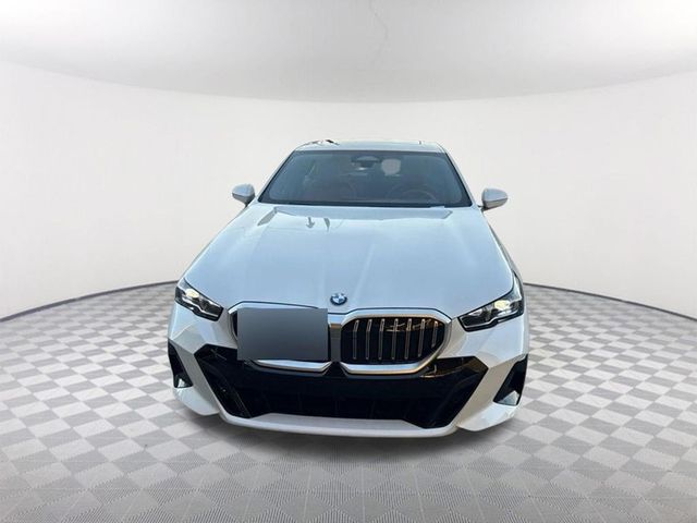 2026 BMW 5 Series 530i
