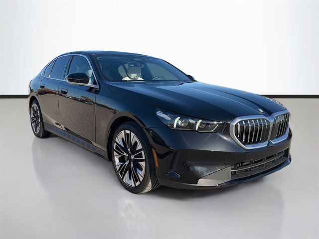 2026 BMW 5 Series 530i
