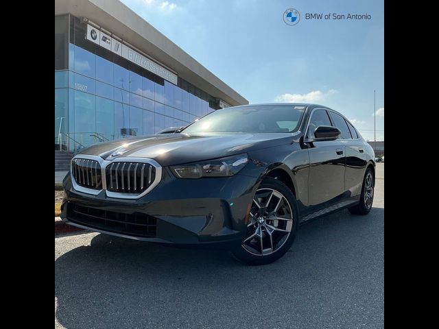 2026 BMW 5 Series 530i