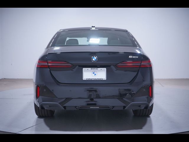 2026 BMW 5 Series 530i