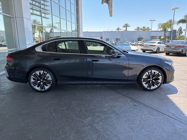 2026 BMW 5 Series 530i