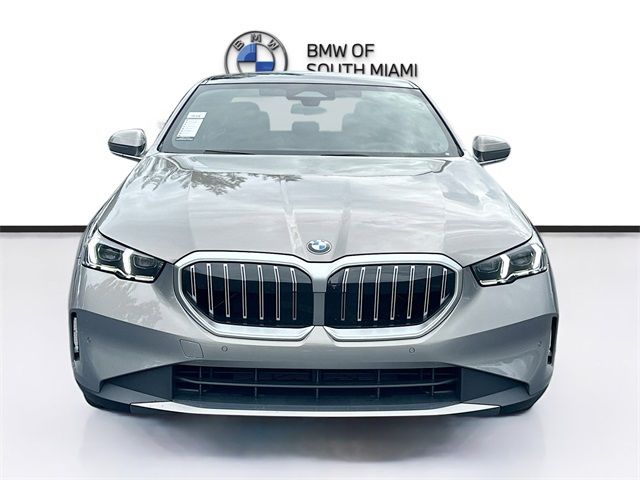 2026 BMW 5 Series 530i