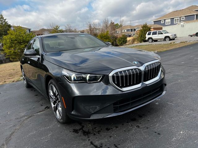 2026 BMW 5 Series 530i