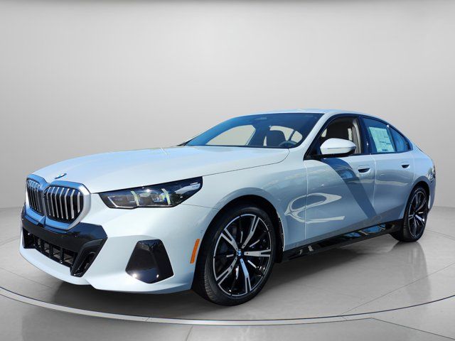 2026 BMW 5 Series 530i