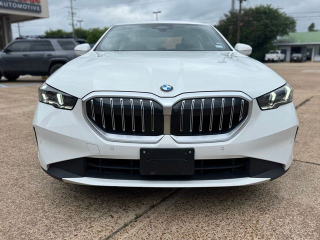 2026 BMW 5 Series 530i