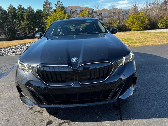 2026 BMW 5 Series 530i