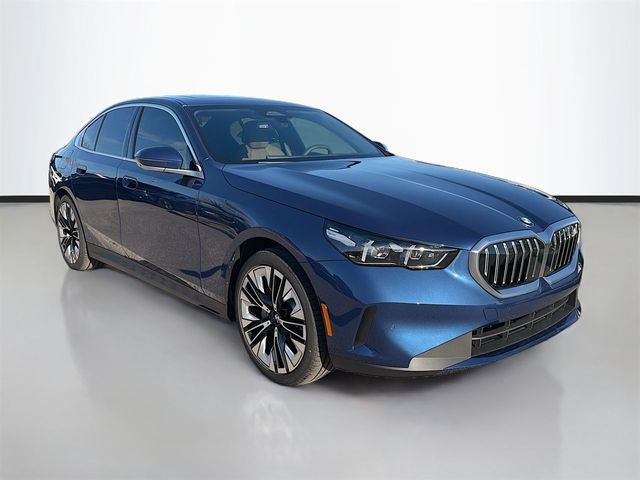 2026 BMW 5 Series 530i