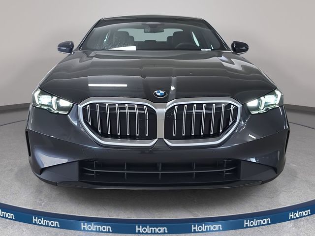 2026 BMW 5 Series 530i