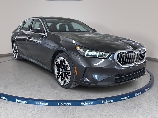 2026 BMW 5 Series 530i