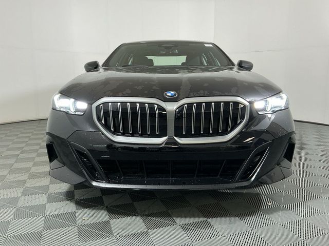 2026 BMW 5 Series 530i