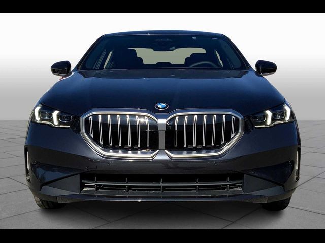 2026 BMW 5 Series 530i