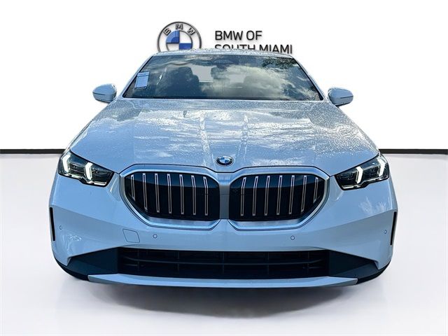 2026 BMW 5 Series 530i