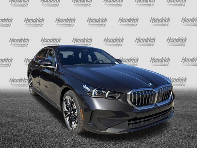 2026 BMW 5 Series 530i