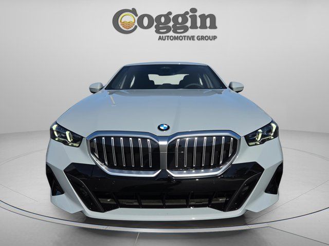 2026 BMW 5 Series 530i