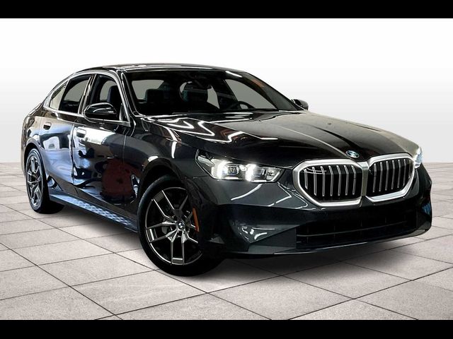 2026 BMW 5 Series 530i