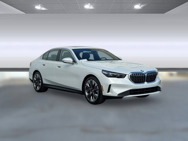 2026 BMW 5 Series 530i