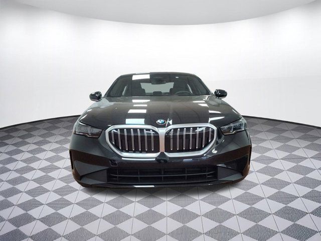 2026 BMW 5 Series 530i xDrive