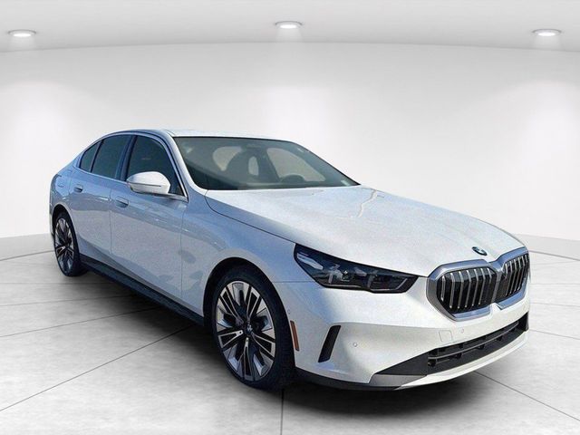 2026 BMW 5 Series 530i xDrive