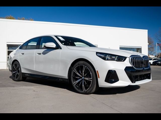 2026 BMW 5 Series 530i xDrive