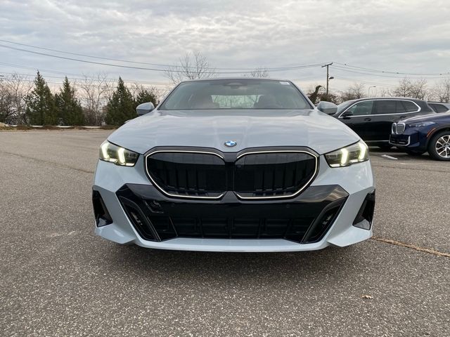 2026 BMW 5 Series 530i xDrive