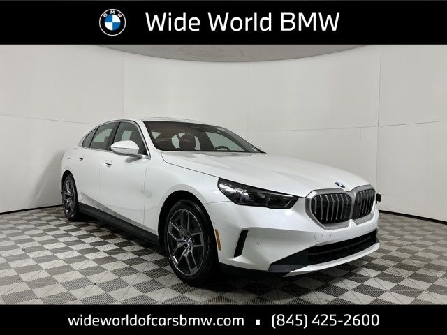 2026 BMW 5 Series 530i xDrive