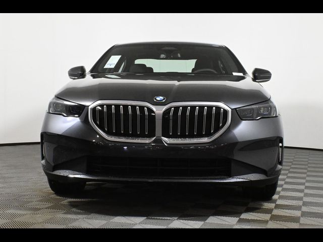 2026 BMW 5 Series 530i xDrive