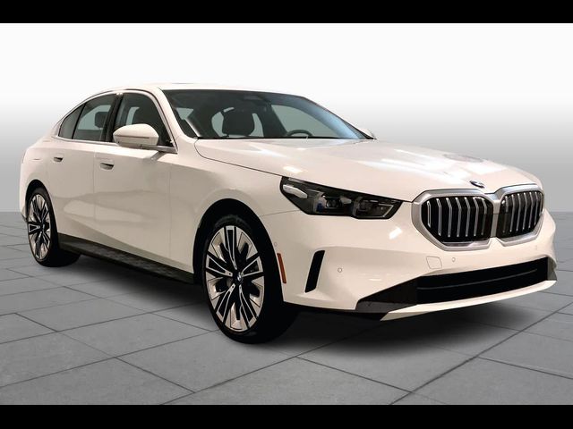2026 BMW 5 Series 530i xDrive