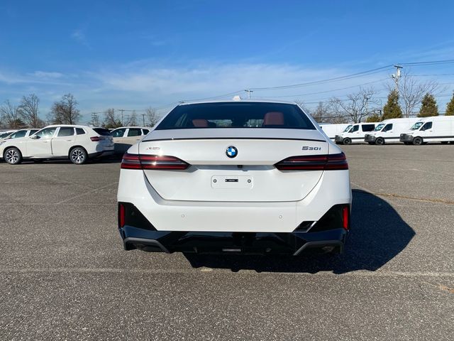 2026 BMW 5 Series 530i xDrive