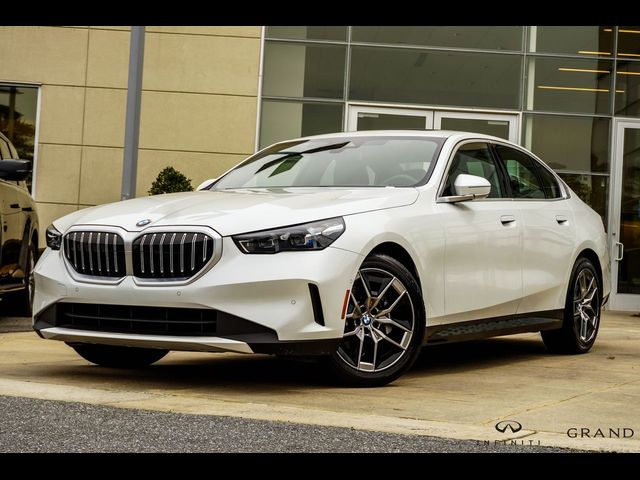 2026 BMW 5 Series 530i xDrive