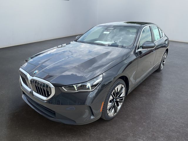 2026 BMW 5 Series 530i xDrive