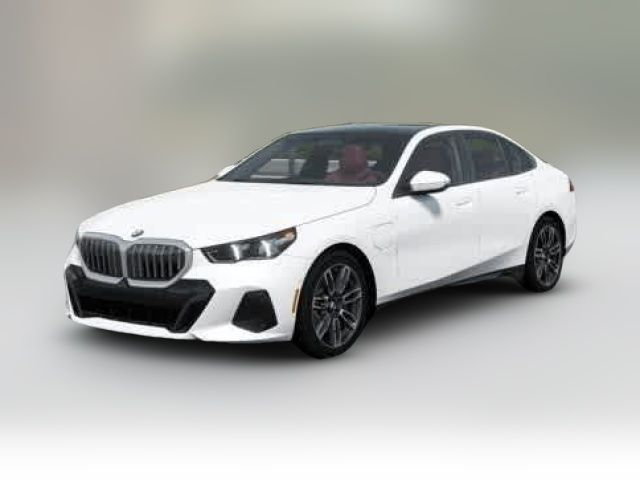 2026 BMW 5 Series 550e xDrive