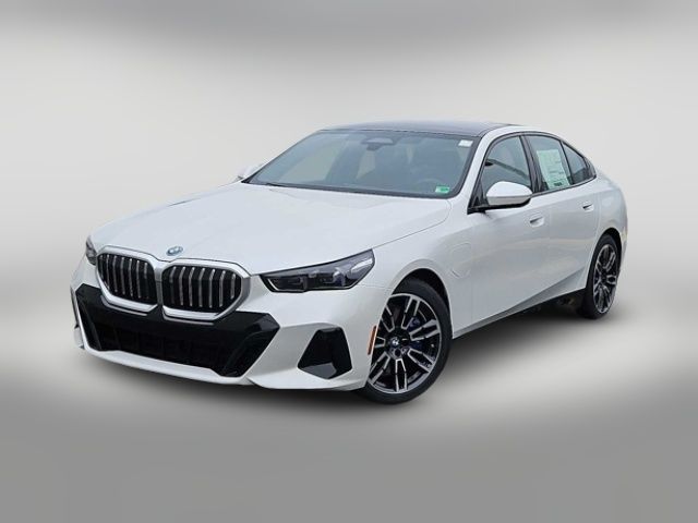 2026 BMW 5 Series 550e xDrive