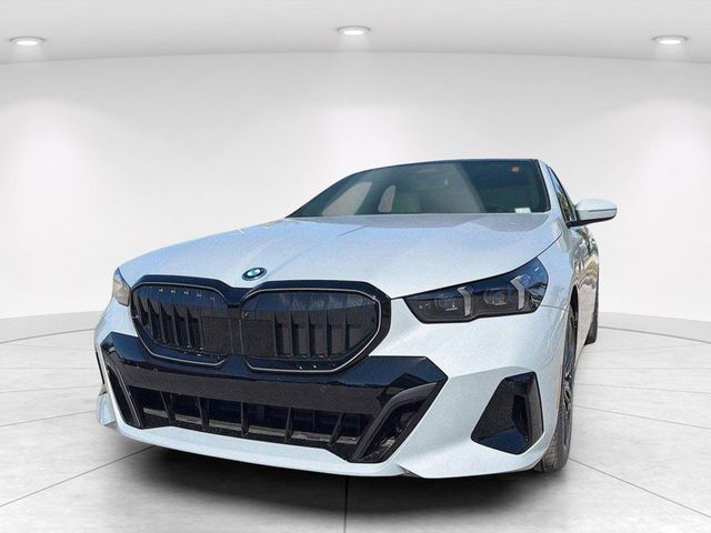 2026 BMW 5 Series 550e xDrive
