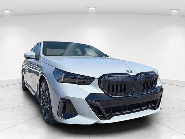 2026 BMW 5 Series 550e xDrive