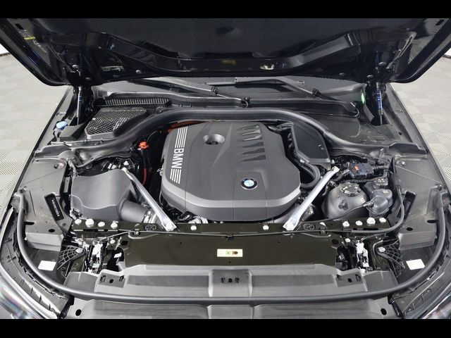 2026 BMW 5 Series 550e xDrive