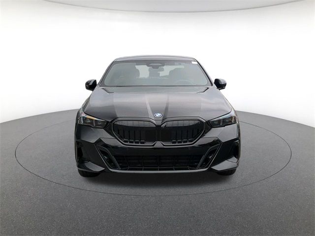 2026 BMW 5 Series 550e xDrive