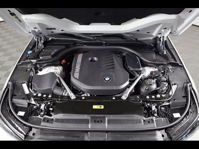 2026 BMW 5 Series 550e xDrive